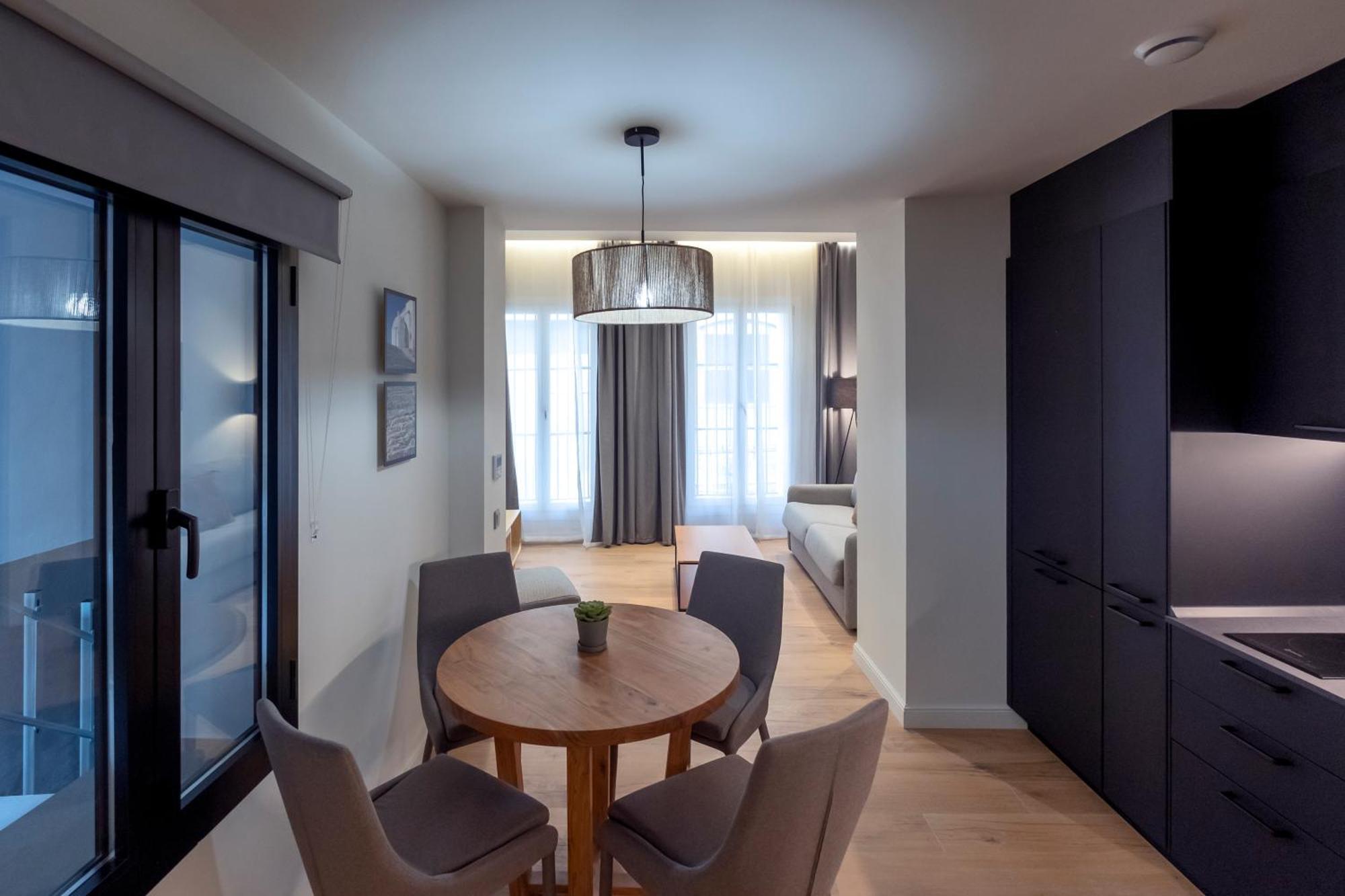 Villar Suites By Cadiz4Rentals Екстер'єр фото
